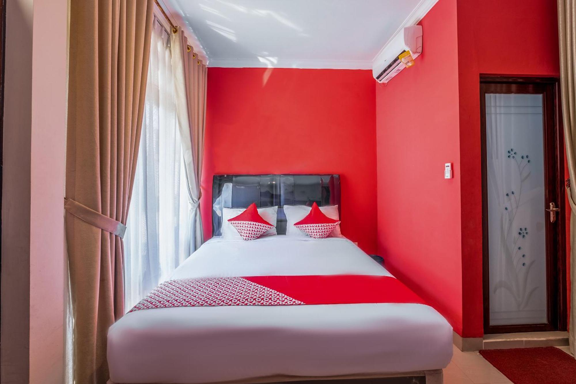 Oyo Collection O 1032 Rahayu Residence Syariah Cirebon Exteriör bild