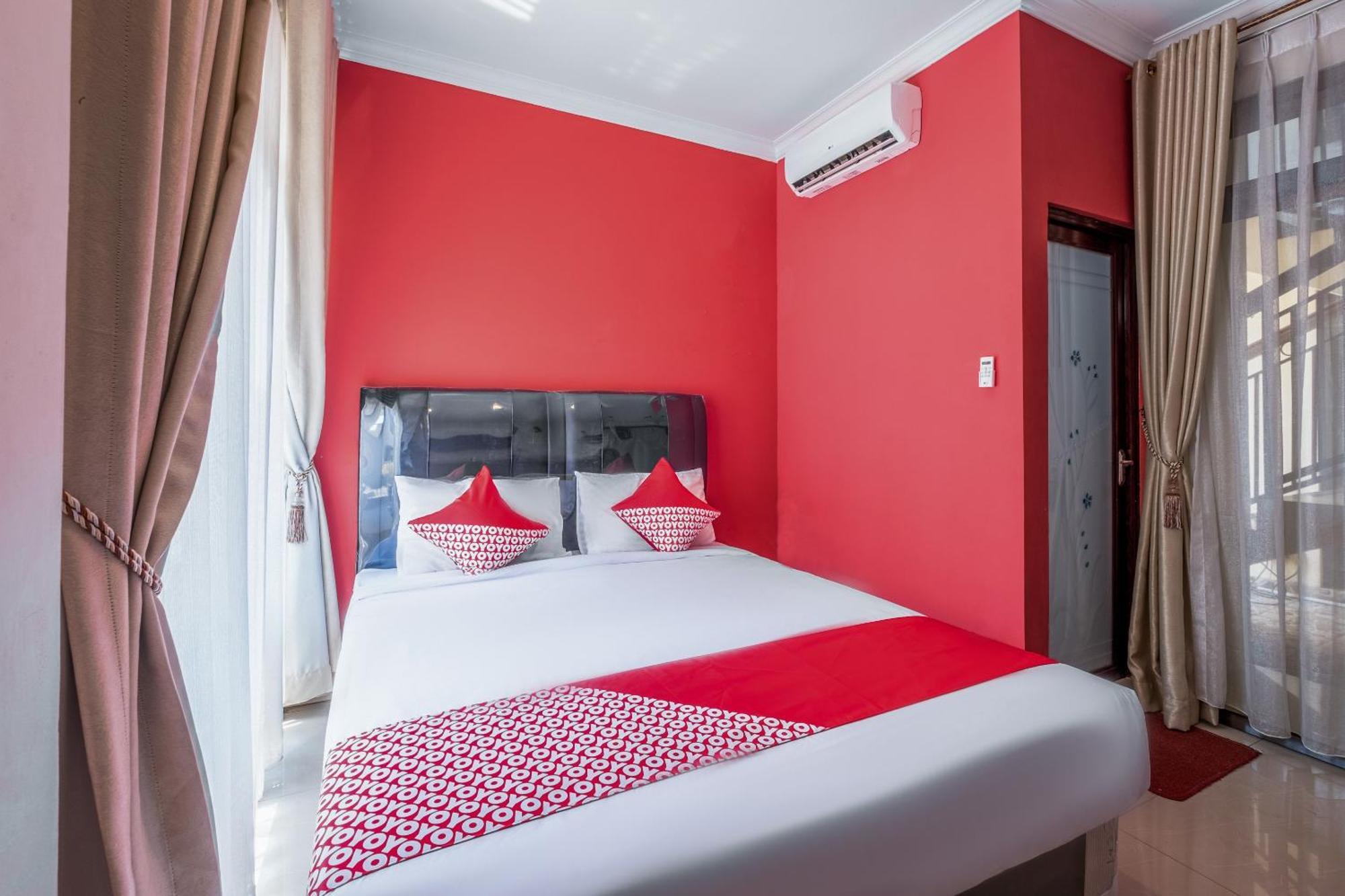 Oyo Collection O 1032 Rahayu Residence Syariah Cirebon Exteriör bild
